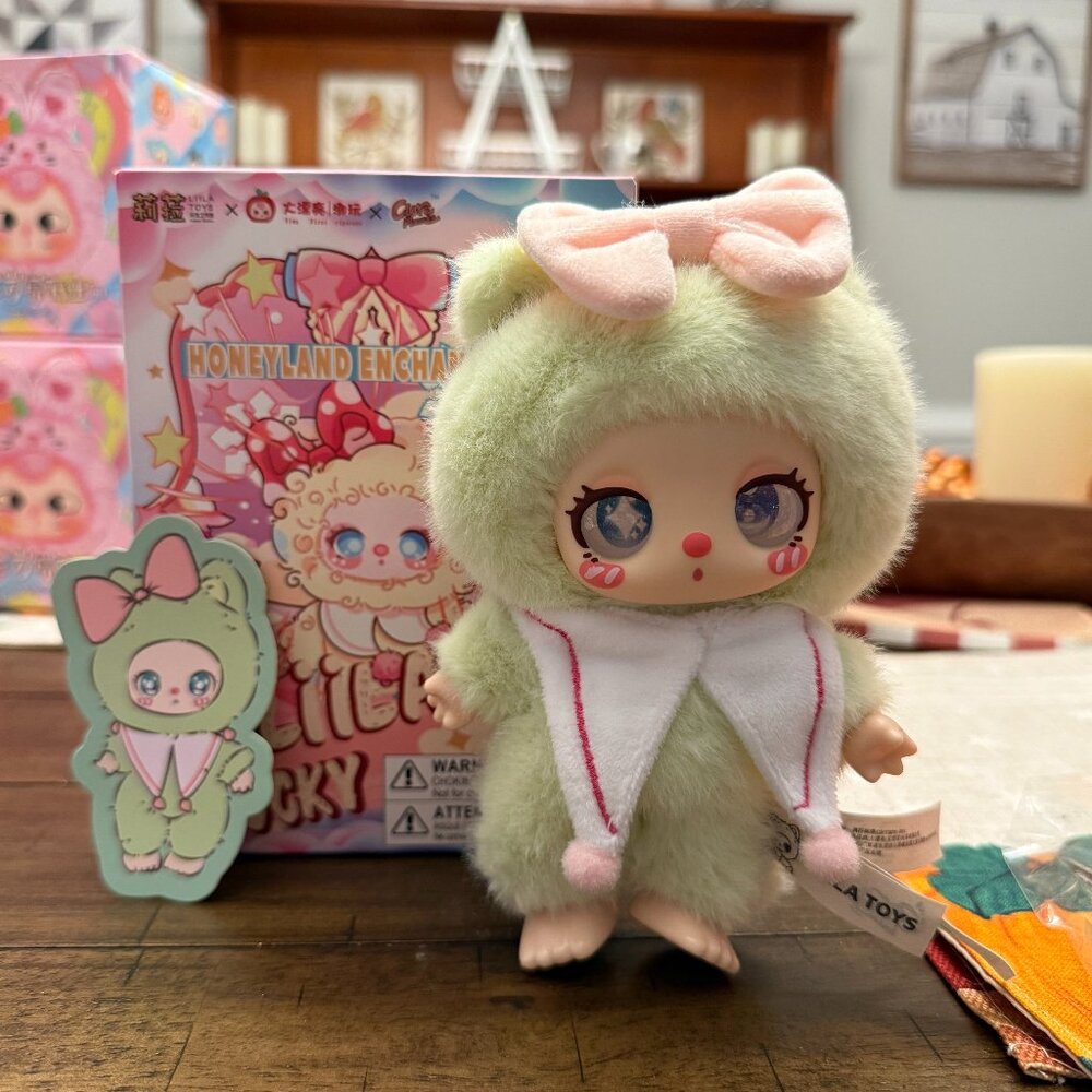LILLAS LUCKY CAT HONEYLAND ENTERTAINMENT NEW